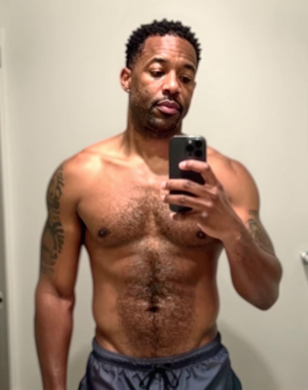 Hunglicious — Friendboy profile photo