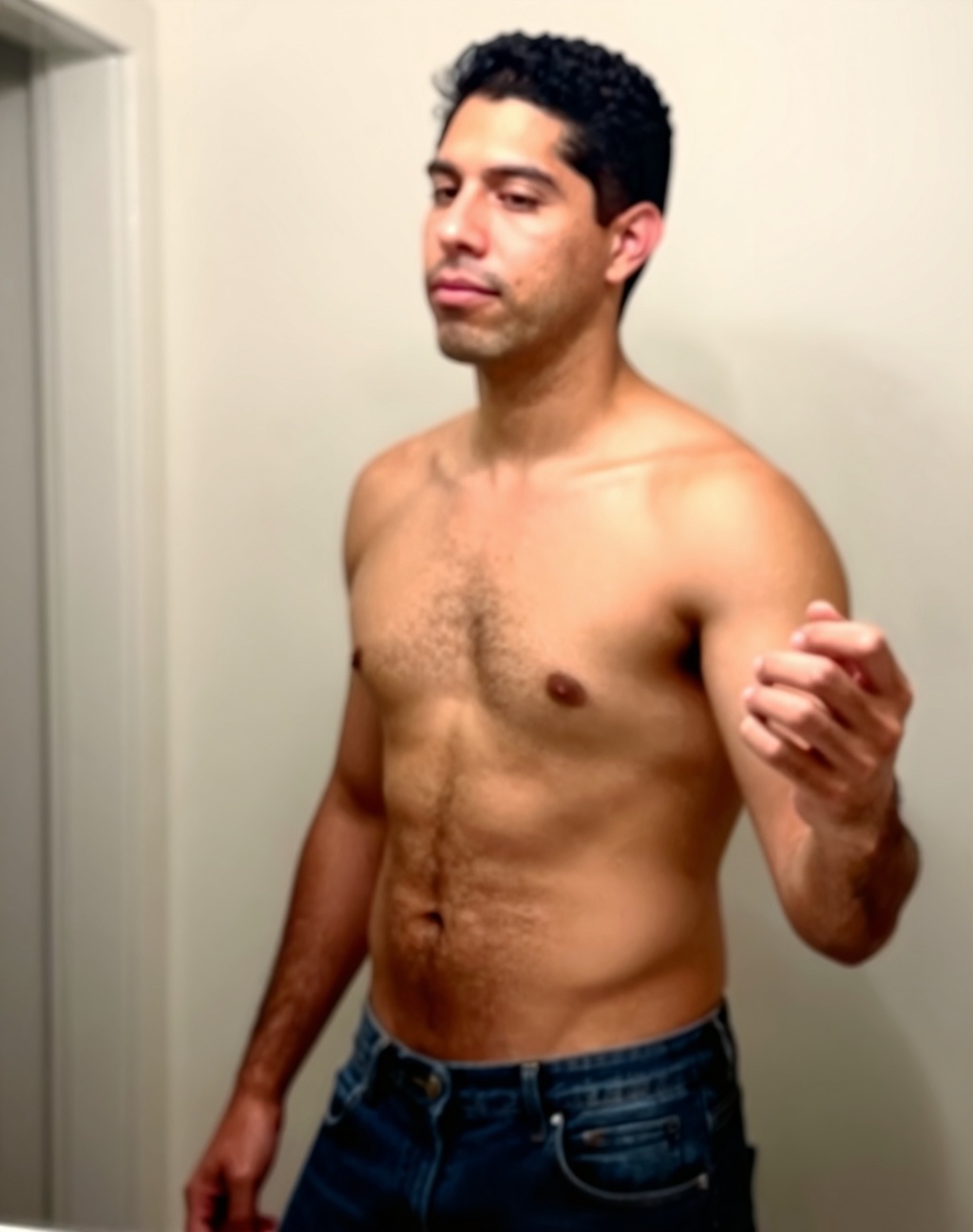 Yummyboiitoy — Friendboy profile photo