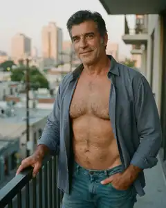 2GuysaLatinstudandaWhitedad