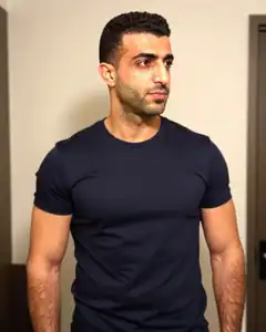 HandsomeHugee