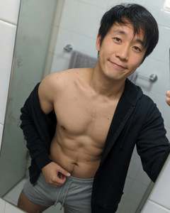 HOTASIANBOY