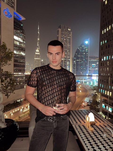 divitaly-gay-male-escort-in-dubai-dubay-united-arab-emirates-rentmen