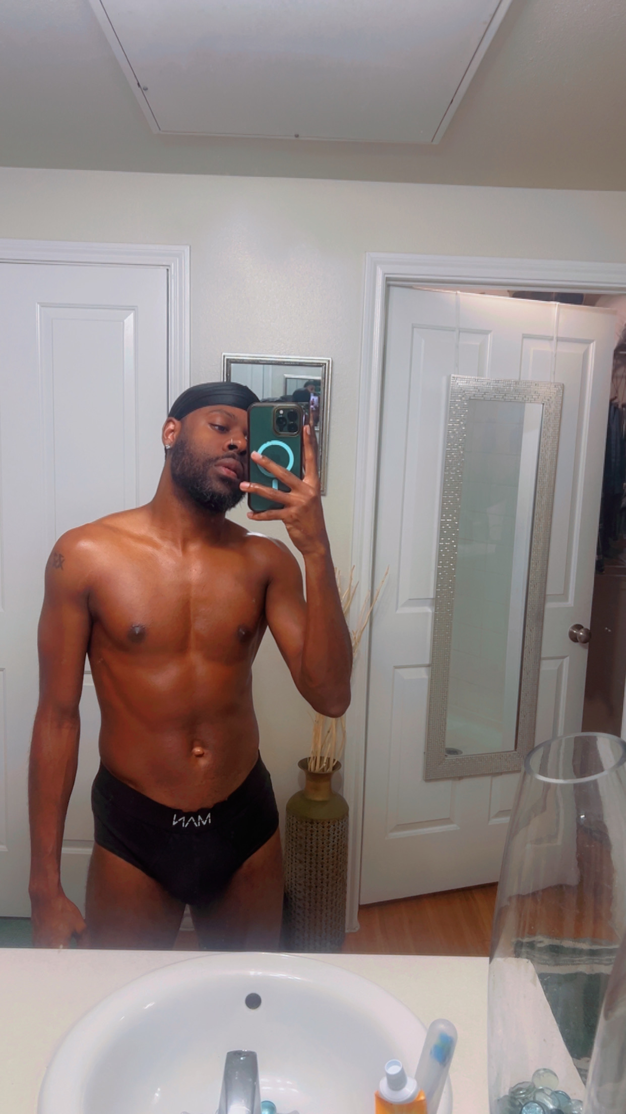 SlymGem — Friendboy profile photo