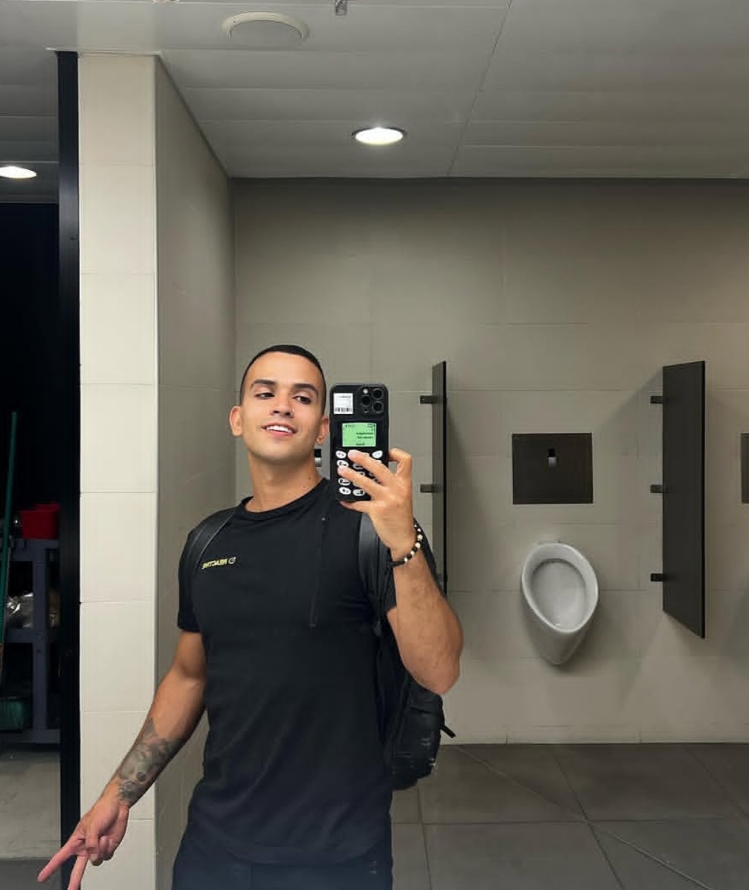 Glen Ron — Friendboy profile photo