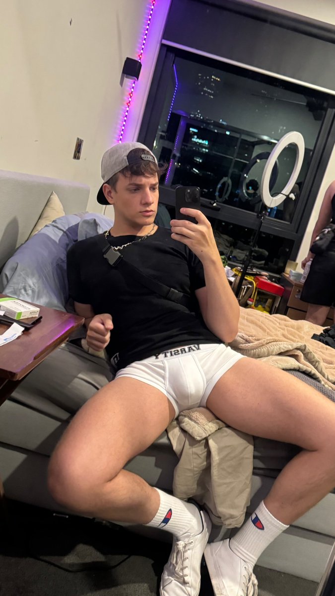 Braderic33 — Friendboy profile photo